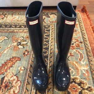 Hunter Women's Original Tall Gloss Rain Boots